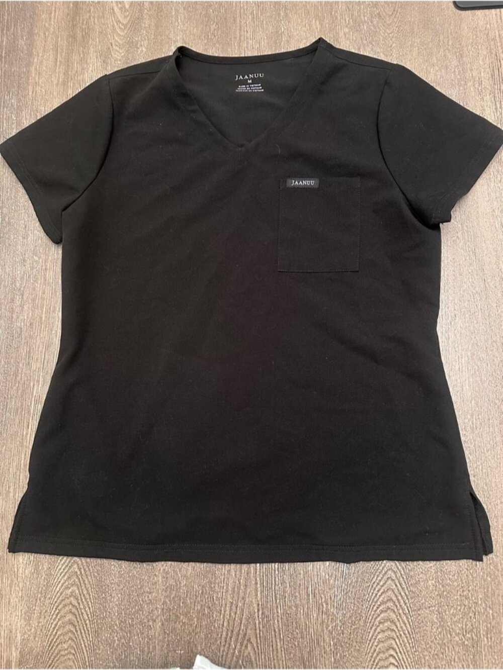 NWOT JAANUU BLACK SCRUB TOP - Size Medium SKU:2